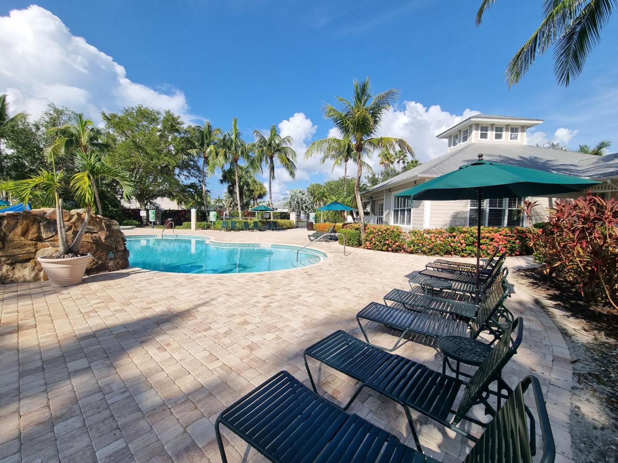 Stunning 2-Bedroom Plus Den Condo In Greenlinks Resort North North Naples Exterior foto
